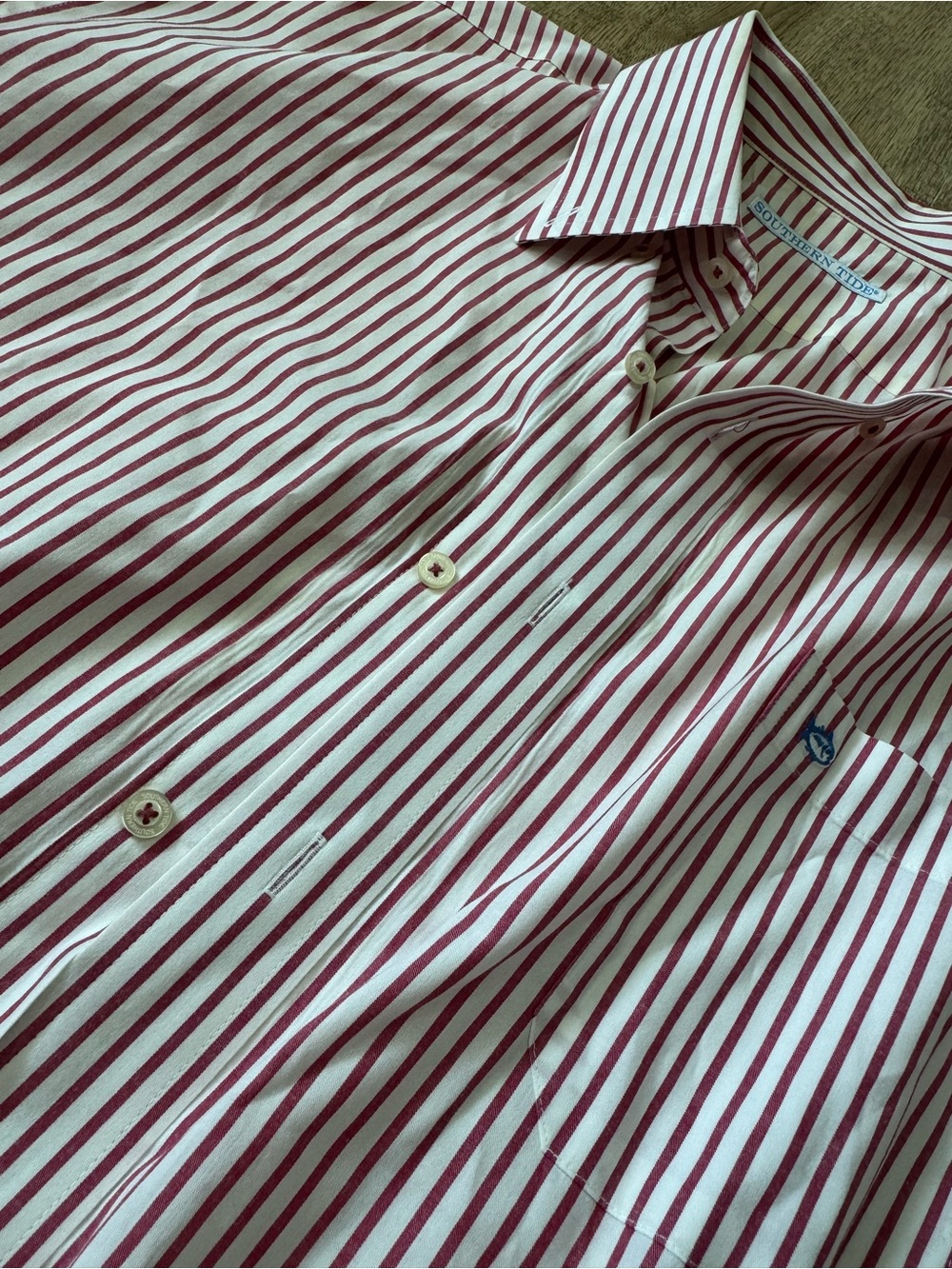 Southern Tide Men's Red & White Striped Button-Down Shirt - Picture 4 of 4